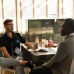 two people talking to prepare for a successful meeting